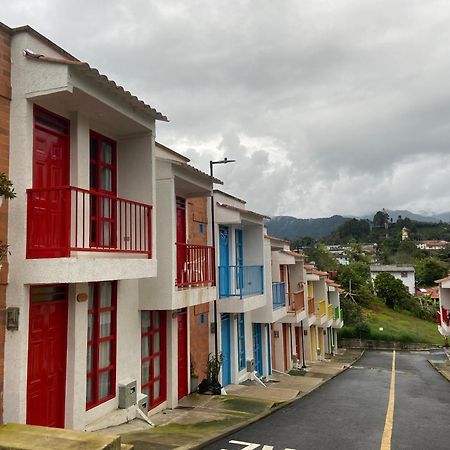 Casa Roma - La Tranquilidad Del Campo En La Ciudad - Rnt 1 0 8 1 3 7- Βίλα Σαλέντο Εξωτερικό φωτογραφία