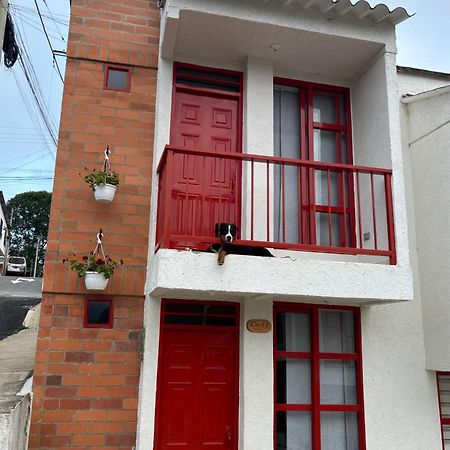 Casa Roma - La Tranquilidad Del Campo En La Ciudad - Rnt 1 0 8 1 3 7- Βίλα Σαλέντο Εξωτερικό φωτογραφία